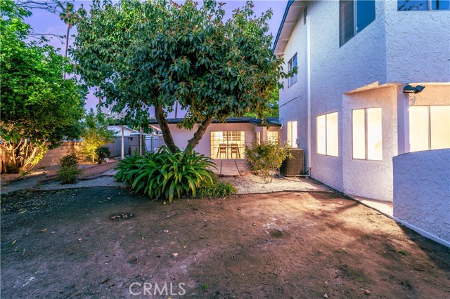 Detail Gallery Image 53 of 54 For 7713 Aura Ave, Reseda,  CA 91335 - 5 Beds | 2/1 Baths