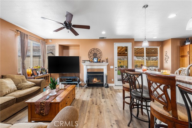 Detail Gallery Image 22 of 50 For 5522 Lighthouse Ln, Palmdale,  CA 93552 - 6 Beds | 3 Baths