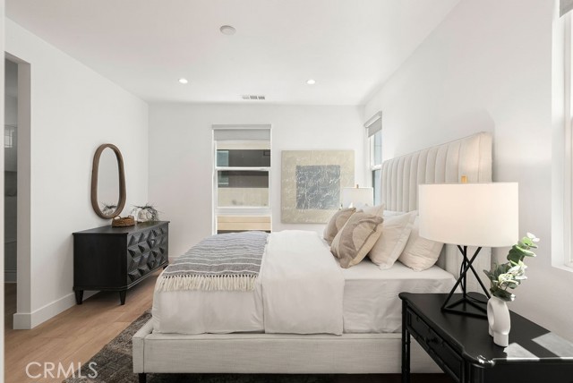 608 Malibu, Costa Mesa CA: https://media.crmls.org/medias/8e6a1e75-5a5d-4e2d-ad8f-1aaa57ca9020.jpg