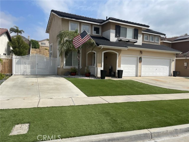 Detail Gallery Image 2 of 45 For 1318 Hermosa Dr, Corona,  CA 92879 - 4 Beds | 2/1 Baths