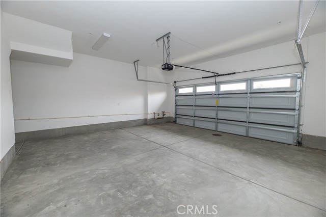 Detail Gallery Image 36 of 63 For 14410 Bing Ave, Fontana,  CA 92335 - 2 Beds | 2 Baths