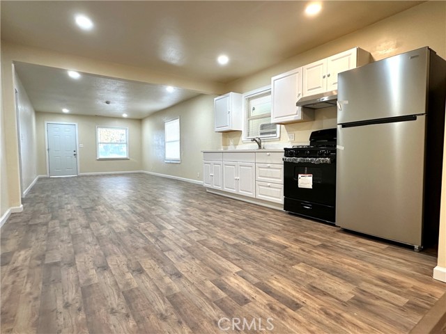 Detail Gallery Image 5 of 19 For 828 W 23rd St, Merced,  CA 95340 - 3 Beds | 2 Baths
