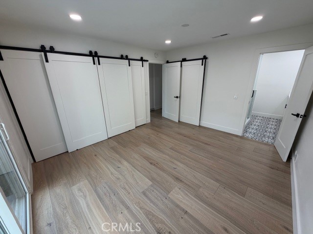 https://media.crmls.org/medias/8e6c4325-a0ee-420c-8157-fc32e0606148.jpg?preset=X-Large