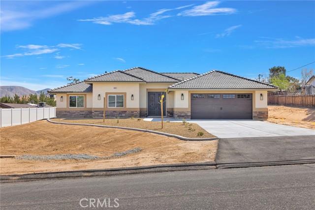 Front Image Thumbnail for CRHD26064876