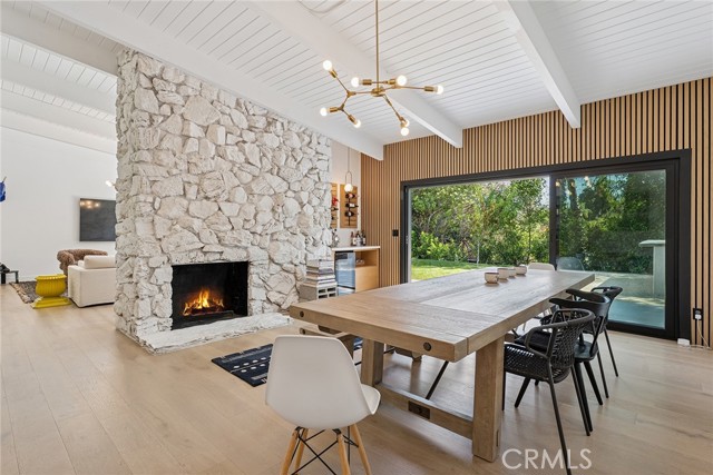 Detail Gallery Image 11 of 53 For 5700 El Canon Ave, Woodland Hills,  CA 91367 - 3 Beds | 3 Baths