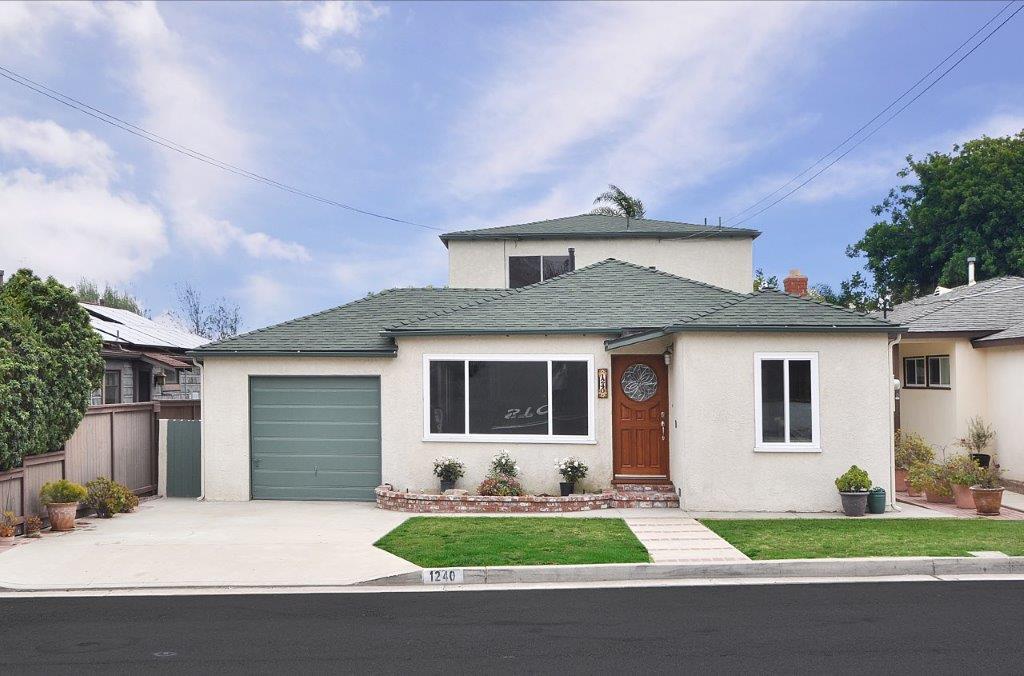 1240 15th Street, Hermosa Beach, California 90254, 5 Bedrooms Bedrooms, ,2 BathroomsBathrooms,Residential,Sold,15th,PV16122020