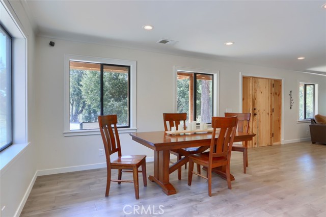 Detail Gallery Image 8 of 49 For 3318 Triangle Rd, Mariposa,  CA 95338 - 3 Beds | 2 Baths