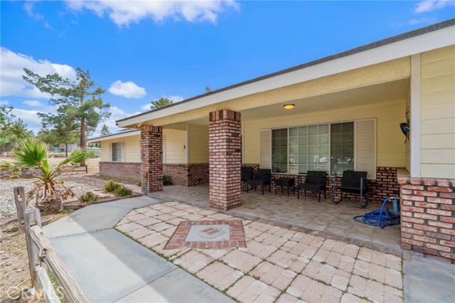 Detail Gallery Image 7 of 55 For 10080 Valle Vista Rd, Phelan,  CA 92371 - 3 Beds | 2/1 Baths