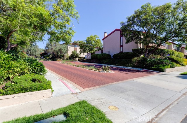 Detail Gallery Image 40 of 41 For 5917 Armaga Spring Rd #N,  Rancho Palos Verdes,  CA 90275 - 2 Beds | 2 Baths