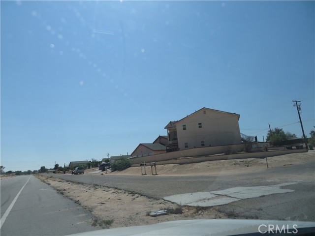 0 Martin, California City CA: https://media.crmls.org/medias/8e6eea68-dc4b-457a-9741-6fdf4cfa8e37.jpg