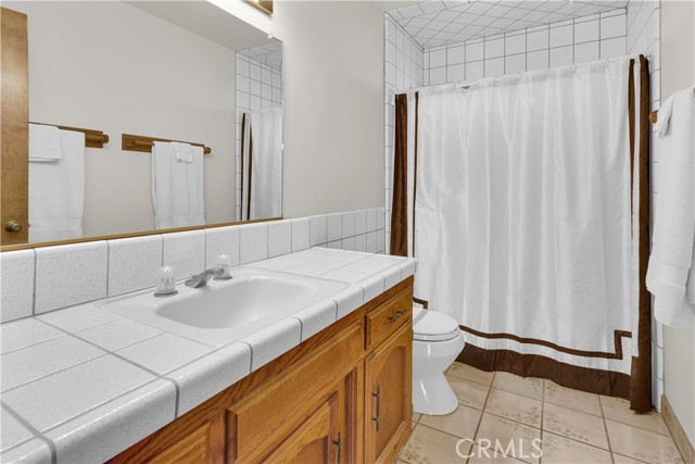 Image 6 of 42 For 2471 Captains