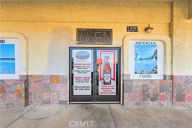 1020 E K E Avenue, Lancaster CA: https://media.crmls.org/medias/8e6fd47a-d0a2-42d3-ac3c-2c994c6a2d3e.jpg
