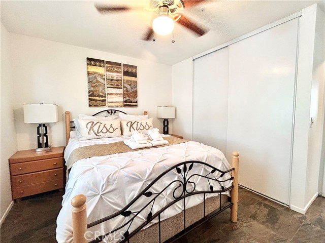 9830 Mesquite Avenue, Desert Hot Springs CA: https://media.crmls.org/medias/8e6ff4bd-c965-4845-a84a-f5e94aca9b1a.jpg