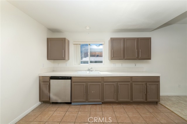 Detail Gallery Image 12 of 25 For 15809 Coral St, Palm Springs,  CA 92262 - 4 Beds | 2 Baths