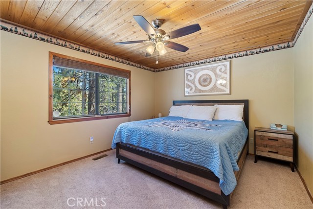 Detail Gallery Image 21 of 40 For 42422 Tioga Dr, Big Bear Lake,  CA 92315 - 3 Beds | 2 Baths