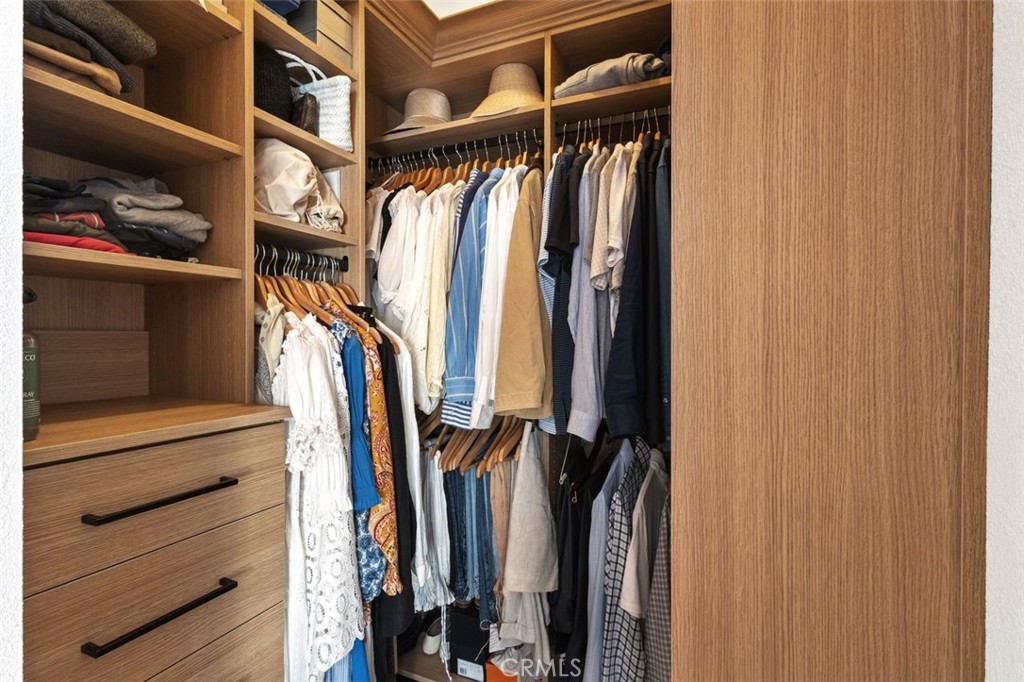 8e708f55 2c70 439a Aef1 Ecbabf377829