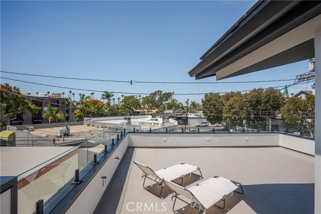 Detail Gallery Image 47 of 64 For 521 1/2 Iris Ave, Corona Del Mar,  CA 92625 - 2 Beds | 2/1 Baths