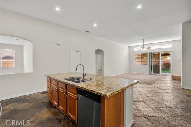 Detail Gallery Image 18 of 50 For 1790 Hideaway Pl, Palmdale,  CA 93551 - 4 Beds | 2 Baths