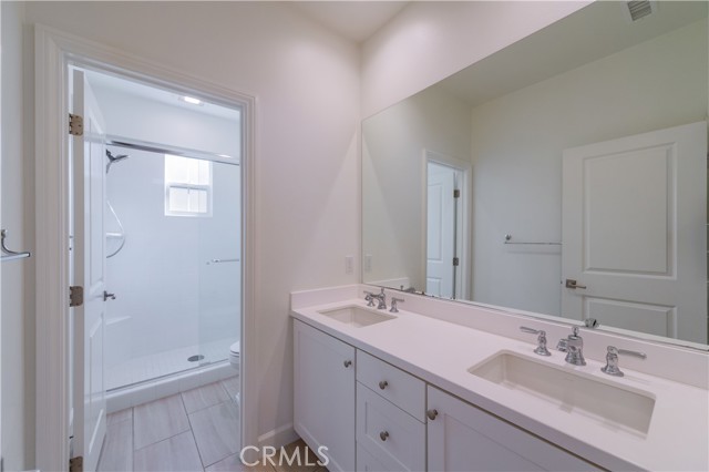 Detail Gallery Image 27 of 33 For 111 Omar, Irvine,  CA 92620 - 4 Beds | 3 Baths