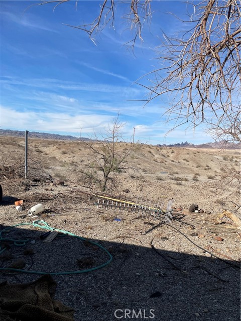 Detail Gallery Image 6 of 7 For 148372 Rio Vista St, Needles,  CA 92363 - 2 Beds | 2 Baths