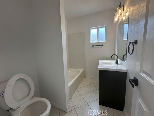 Detail Gallery Image 10 of 13 For 1025 Bonnie Brae, Pomona,  CA 91767 - 3 Beds | 2 Baths