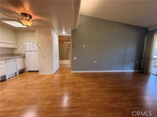 Detail Gallery Image 12 of 46 For 13160 Nassau Dr 211h,  Seal Beach,  CA 90740 - 2 Beds | 1 Baths