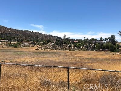 Detail Gallery Image 11 of 19 For 27475 Cornell, Hemet,  CA 92544 - – Beds | – Baths