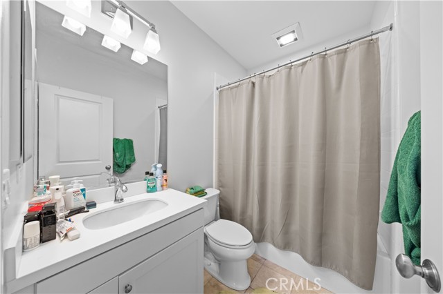 Detail Gallery Image 35 of 43 For 63 Birmingham, Irvine,  CA 92620 - 4 Beds | 4 Baths