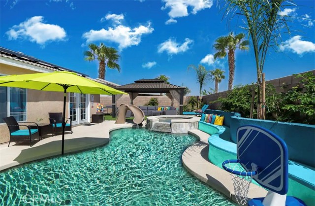 83250 Beverly Circle, Indio CA: https://media.crmls.org/medias/8e7586cc-8394-437f-93dc-fc337d23963b.jpg