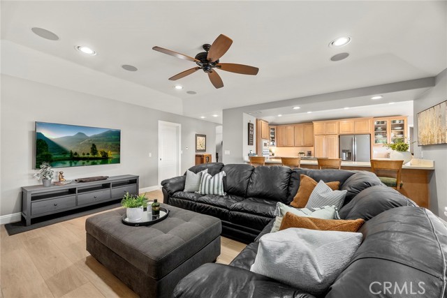 241 S Country Hill Road, Anaheim Hills CA: https://media.crmls.org/medias/8e760879-d002-432a-8a49-2ffa0381c440.jpg
