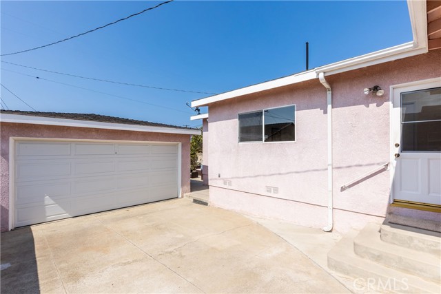 527 Paulina Avenue, Redondo Beach, California 90277, 3 Bedrooms Bedrooms, ,2 BathroomsBathrooms,Residential,Sold,Paulina,SB21141218