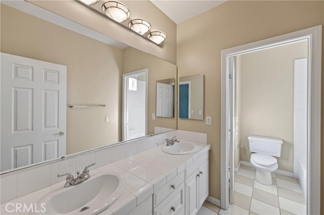 Detail Gallery Image 20 of 30 For 16154 Skyridge Dr, Riverside,  CA 92503 - 5 Beds | 3/1 Baths