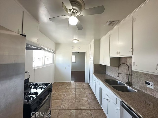 Detail Gallery Image 4 of 10 For 763 Arcadia Ave #12,  Arcadia,  CA 91007 - 3 Beds | 2 Baths