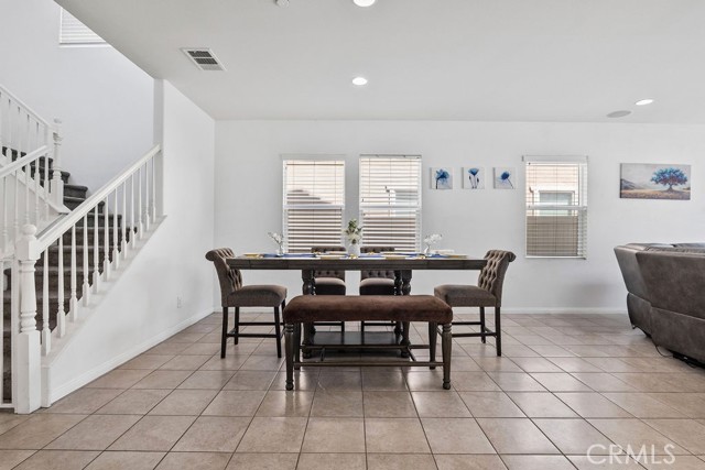 706 Leather Oak Lane, Pomona CA: https://media.crmls.org/medias/8e7878bb-a746-4e8b-b8ff-6b83bd3f1d4d.jpg