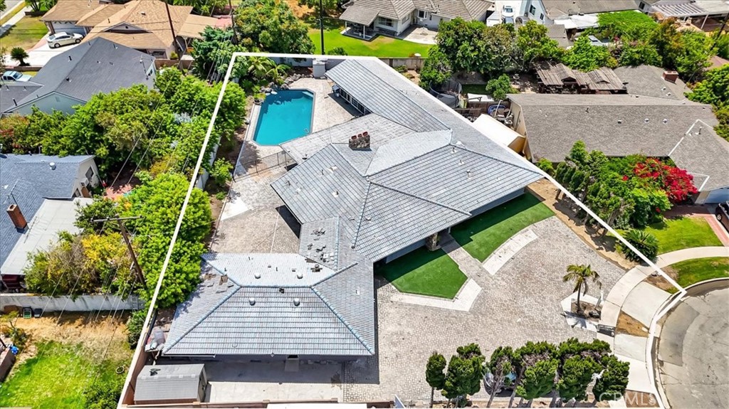 8e78b92d 173a 4a18 9115 15c65aabeccc