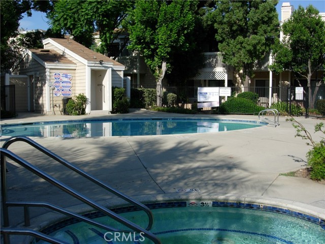 4900 N Grand Avenue, Covina CA: https://media.crmls.org/medias/8e78cc62-e8b1-4cfa-80ed-7dd494d6c1fb.jpg