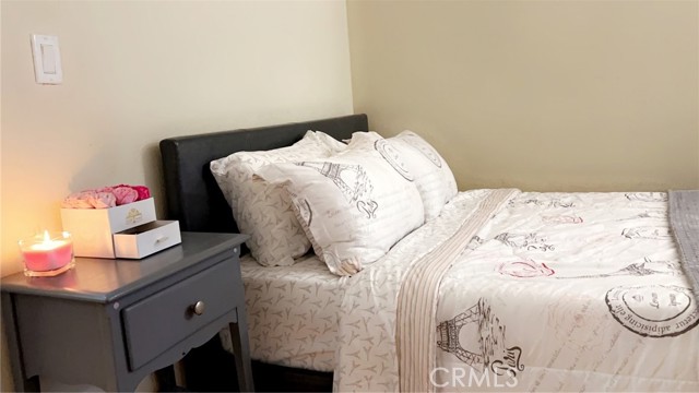 Detail Gallery Image 8 of 32 For 11252 Peach Grove St #107,  North Hollywood,  CA 91601 - 2 Beds | 2 Baths