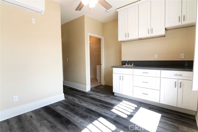 1705 Toberman Street, Los Angeles CA: https://media.crmls.org/medias/8e795d32-3594-4429-9874-ba34a6ec5a62.jpg