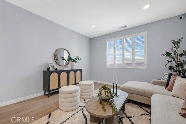 Detail Gallery Image 45 of 65 For 18348 Cachet, Canyon Country,  CA 91350 - 5 Beds | 5 Baths