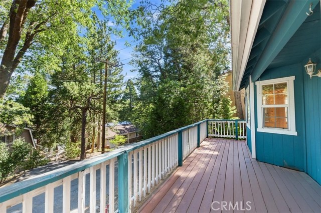107 Pine Ridge, Crestline, CA 92325