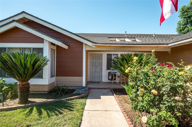 4299 Biscayne Street, Chino CA: https://media.crmls.org/medias/8e7b06c7-adbb-42a5-be2a-b4857089b320.jpg