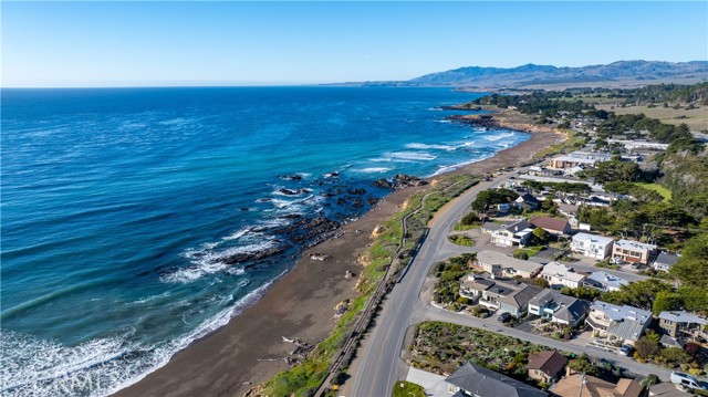 Detail Gallery Image 48 of 49 For 208 Weymouth, Cambria,  CA 93428 - 3 Beds | 2/1 Baths