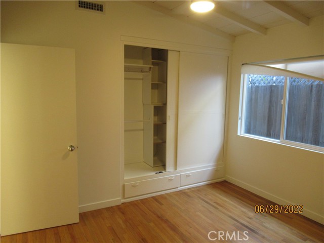 656 Rosecrans Avenue, Manhattan Beach, California 90266, 3 Bedrooms Bedrooms, ,1 BathroomBathrooms,Residential,Sold,Rosecrans,SB22143414