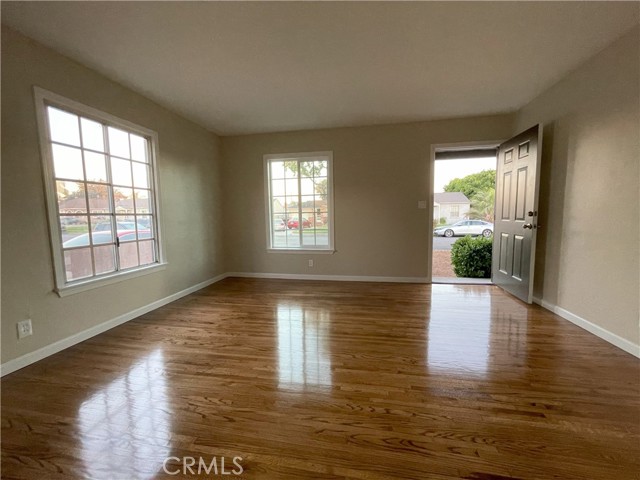 Detail Gallery Image 10 of 20 For 8925 Stamps Rd, Downey,  CA 90240 - 2 Beds | 1 Baths
