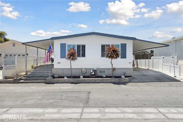 20701 Beach Boulevard, Huntington Beach CA: https://media.crmls.org/medias/8e7dc96e-d482-4fd6-889c-6b4822d41c46.jpg