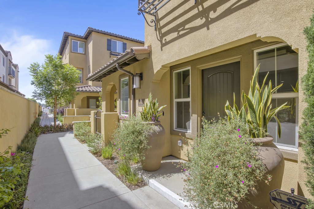 10530 Acorn Pl, Los Alamitos, CA 90720