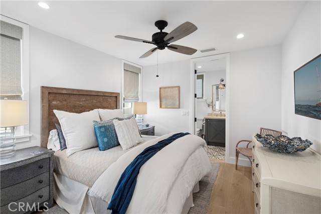 Detail Gallery Image 20 of 35 For 302 Orchid Ave, Corona Del Mar,  CA 92625 - 4 Beds | 4/1 Baths