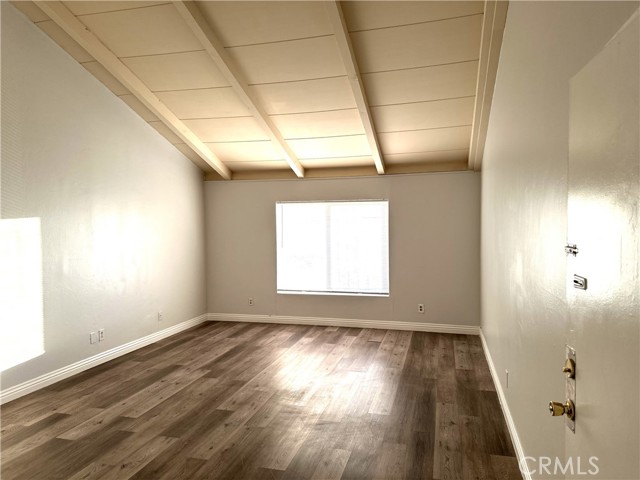 8616 N Loop Boulevard, California City CA: https://media.crmls.org/medias/8e7e6fd0-ee69-4481-b0cf-a8b3b59b5baa.jpg