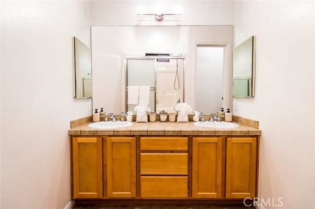 Detail Gallery Image 13 of 19 For 60319 Fairmount Dr, Joshua Tree,  CA 92252 - 4 Beds | 2 Baths