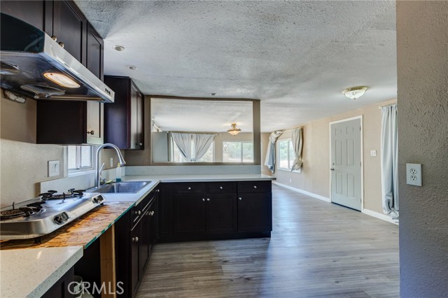 35050 Margo Road, Lake Elsinore CA: https://media.crmls.org/medias/8e7edfa1-b57f-48e6-9d40-f2b31af7357e.jpg